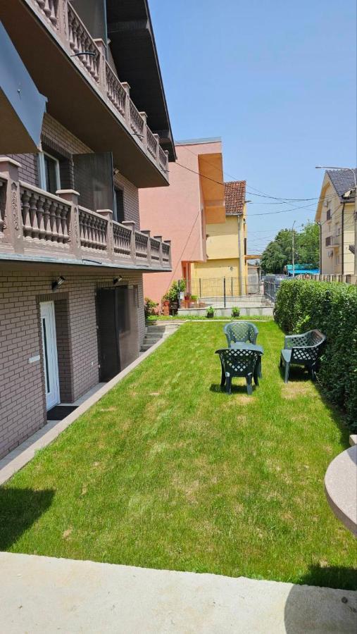 Garden Apartmani ヤゴディナ エクステリア 写真