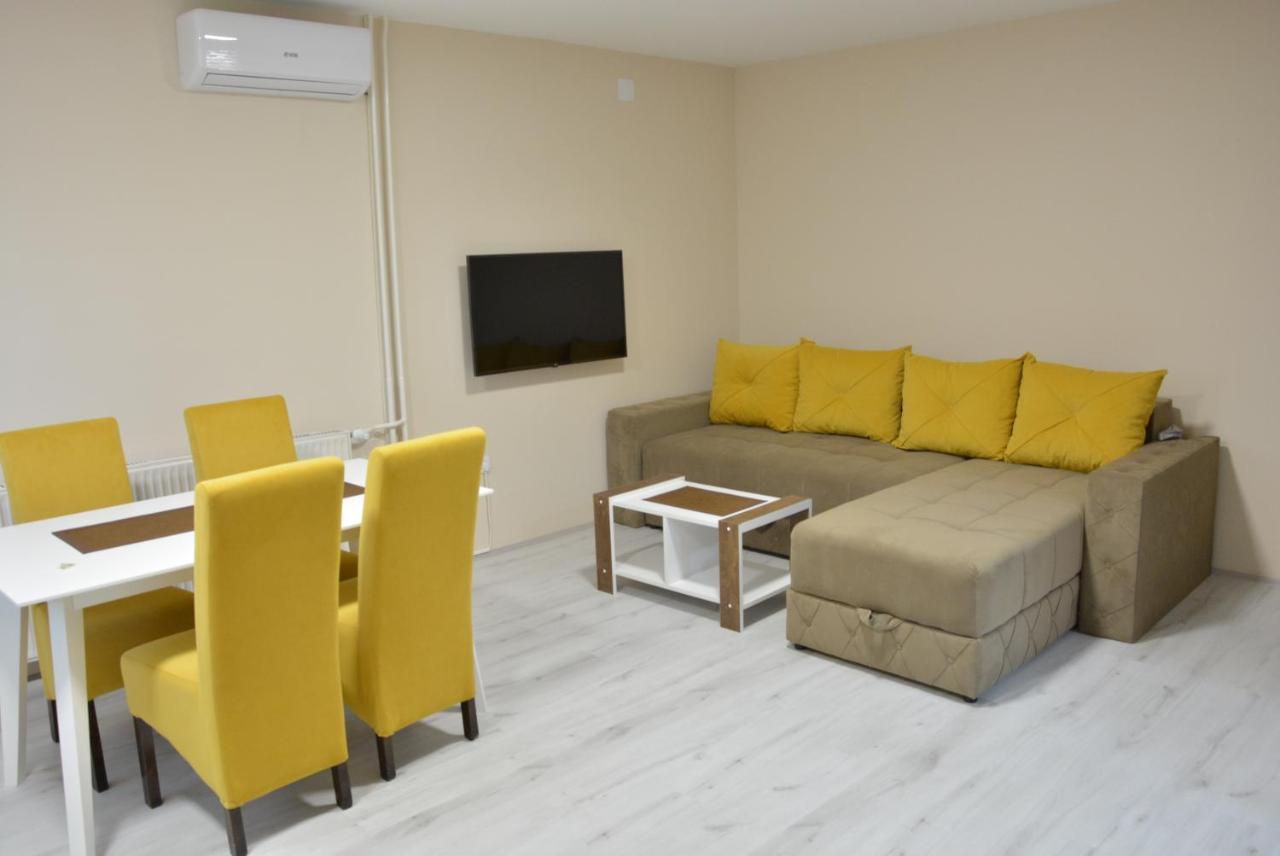 Garden Apartmani ヤゴディナ エクステリア 写真
