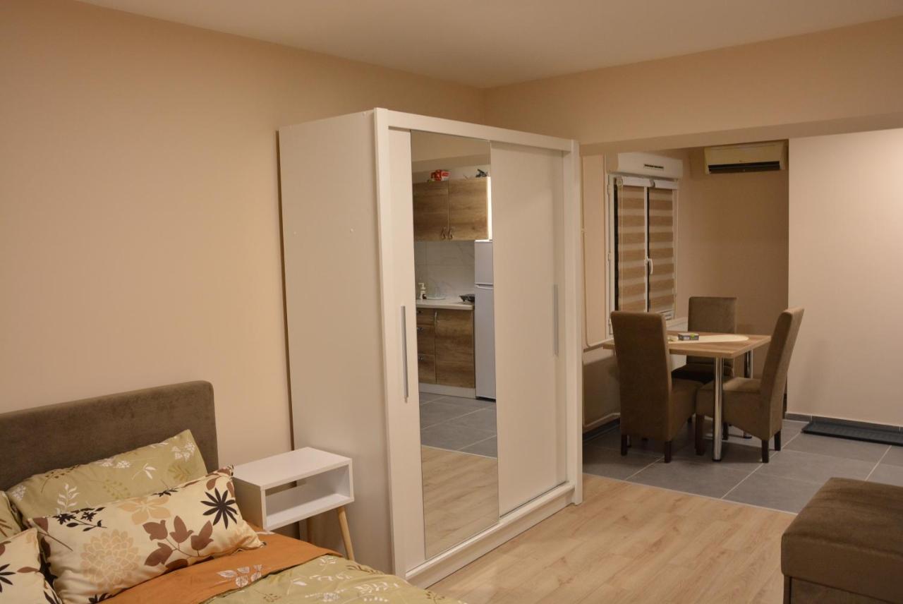 Garden Apartmani ヤゴディナ エクステリア 写真