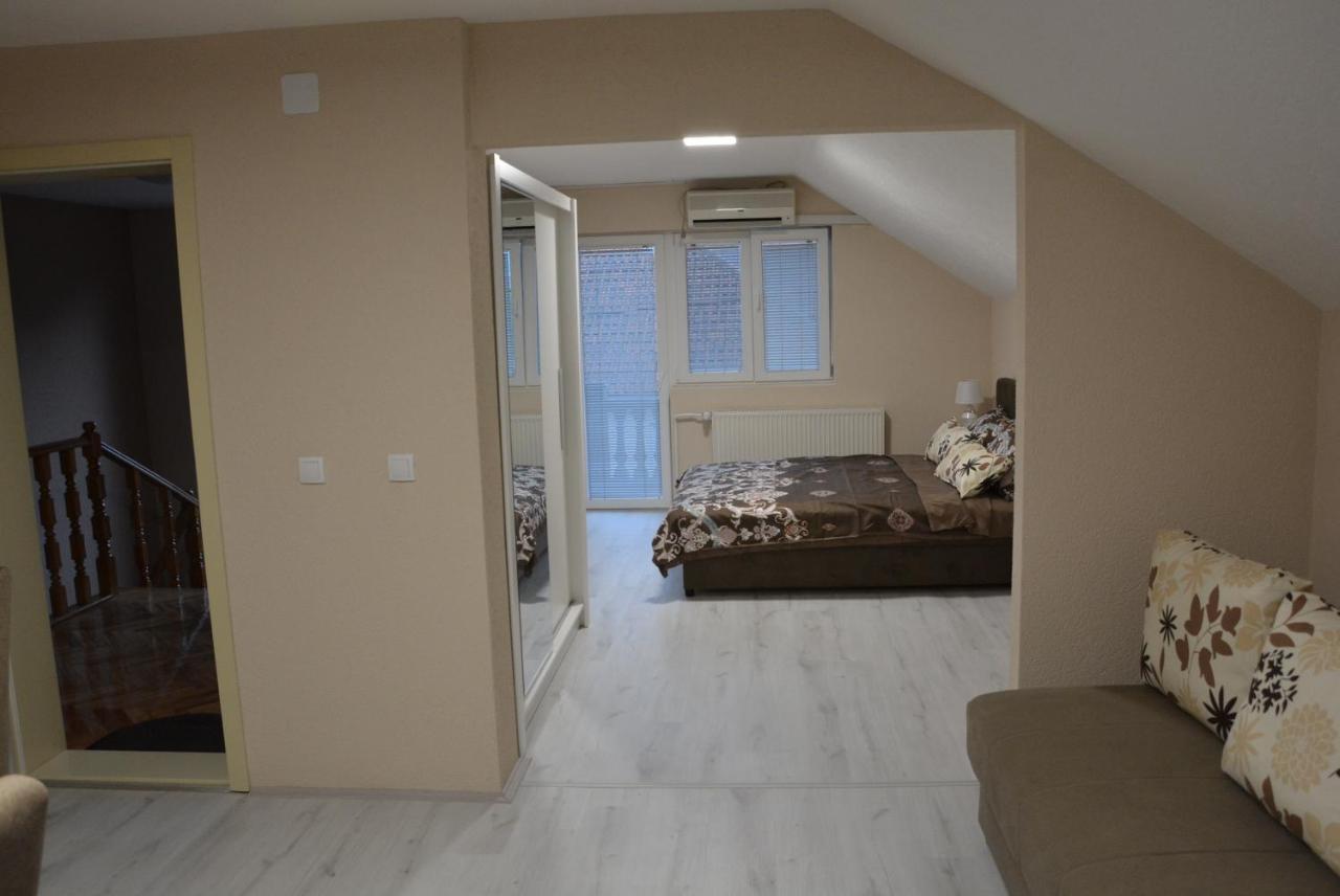 Garden Apartmani ヤゴディナ エクステリア 写真